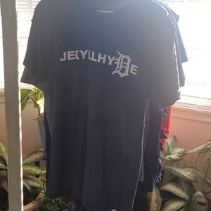 Jekyll Hyde "D" T Shirt Medium